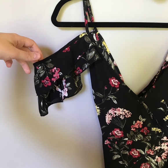 Floral Cold Shoulder Dress - Picture 2 of 6